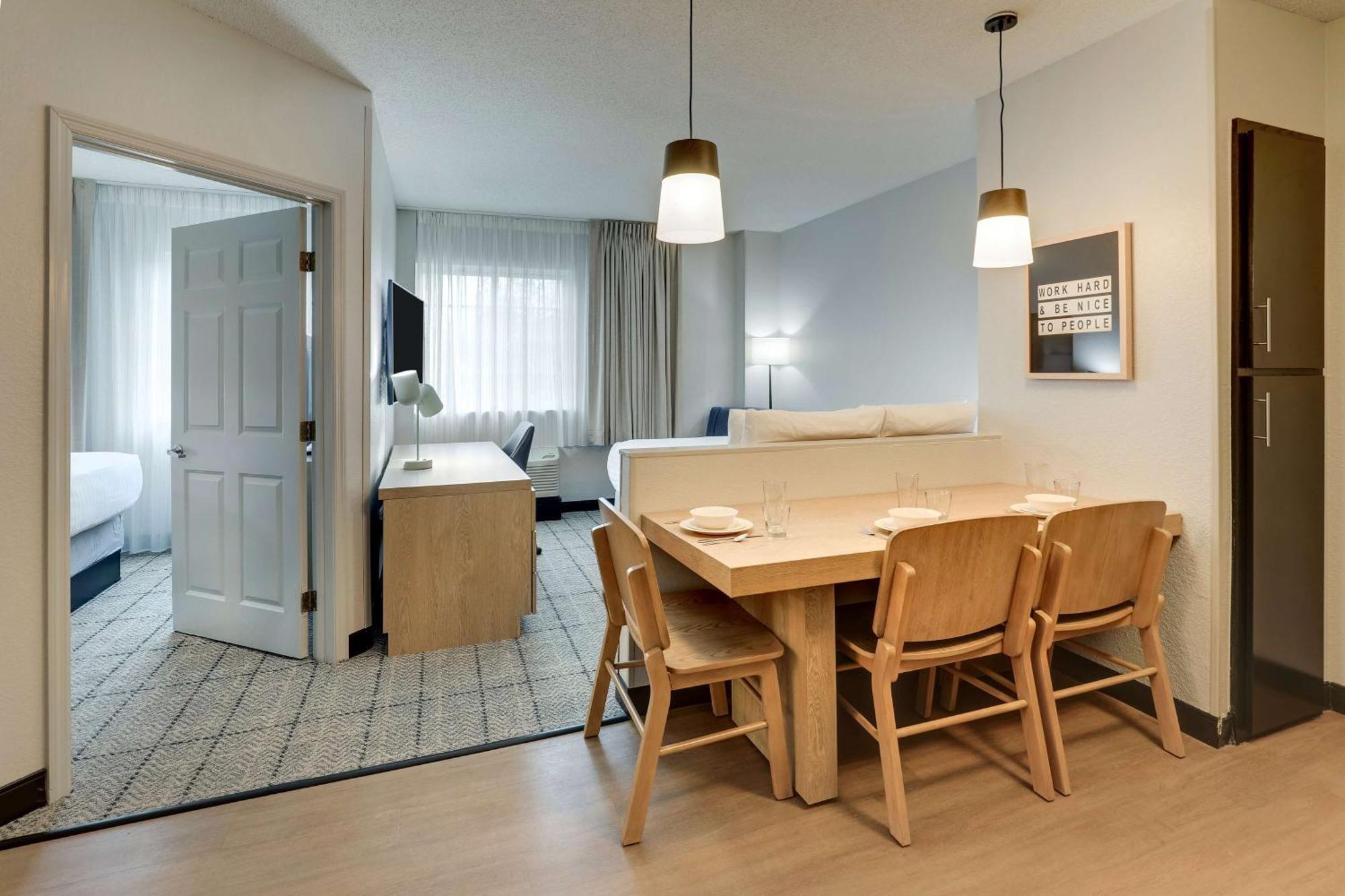 Sonesta Simply Suites Baltimore BWI Airport Лінтікум Екстер'єр фото
